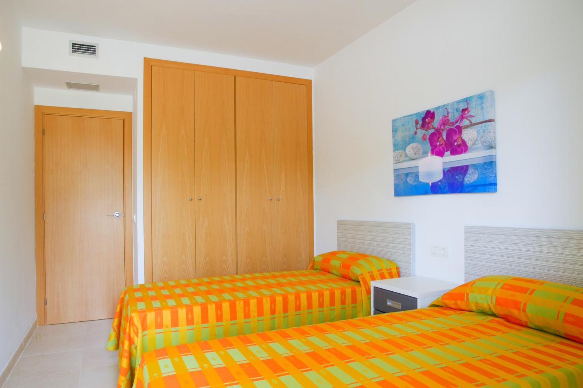 Rentalmar Paradise Families Only Con Parking Salou Eksteriør billede